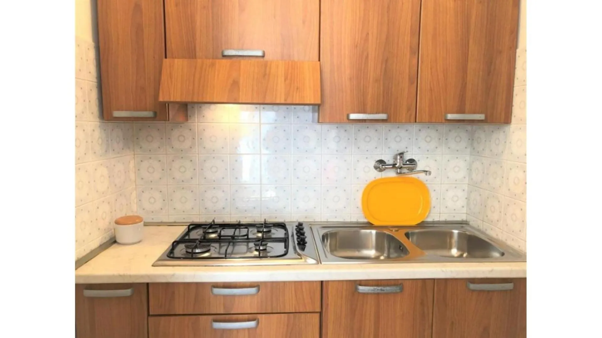Comfortable Family Escape - Beahost Bibione Apartment